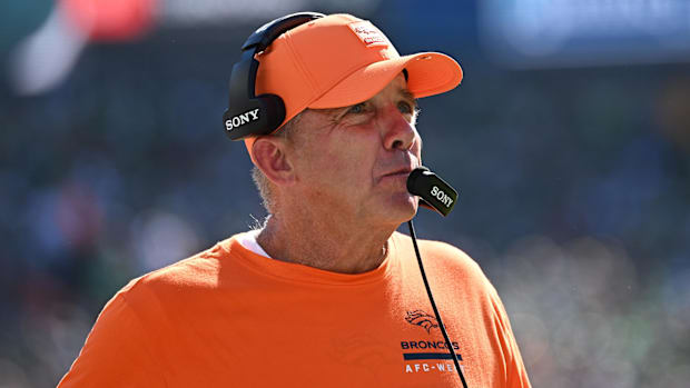 Sean Payton has led the Broncos to an impressive 6–2 start.