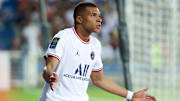 Kylian Mbappé n'a pas fait que des heureux en acceptant de prolonger au PSG