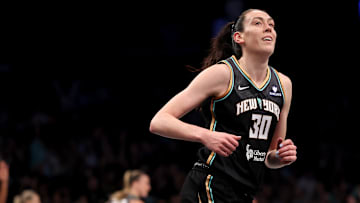 Connecticut Sun v New York Liberty