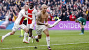 O Ajax precisa vencer o AZ Alkmaar e secar o PSV para garantir o troféu da Eredivisie neste final de semana.