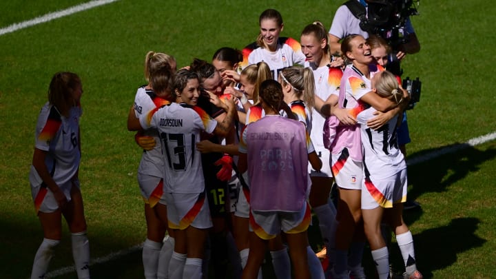 Die DFB-Frauen gewinnen Bronze bei Olympia.