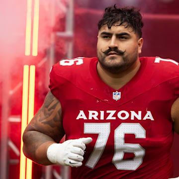 Sep 29, 2024; Glendale, Arizona, USA; Arizona Cardinals guard Will Hernandez (76) against the Washington Commanders at State Farm Stadium. Mandatory Credit: Mark J. Rebilas-Imagn Images