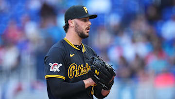 Pittsburgh Pirates v Miami Marlins