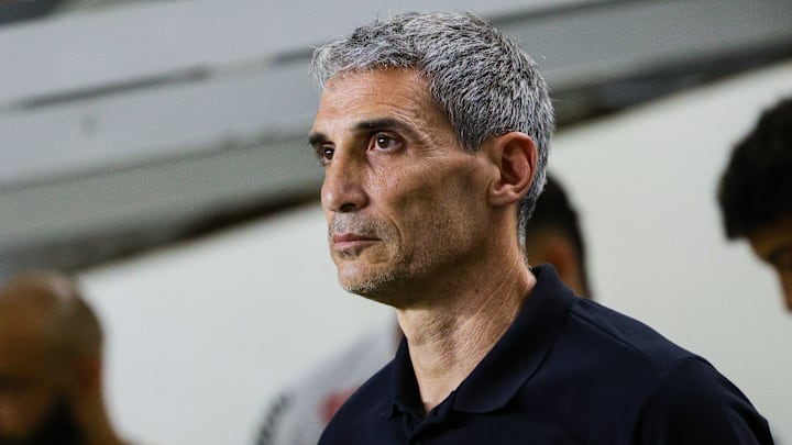 Vojvoda é demitido após 33 jogos e se despede do Santos 