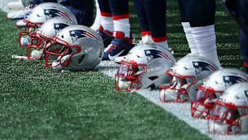 Miami Dolphins v New England Patriots