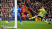 Arsenal e Liverpool se encontram no Emirates Stadium, em Londres
