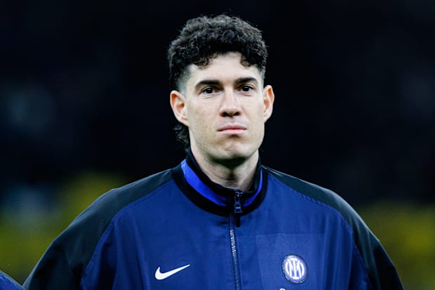 อเลสซานโดร บาสโตนี อเลสซานโดร บาสโตนี