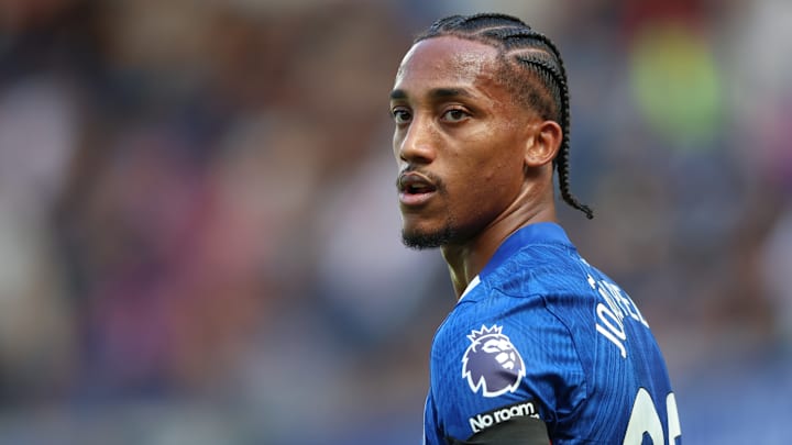 Joao Pedro a rejoint Chelsea cet été Joao Pedro a rejoint Chelsea cet été