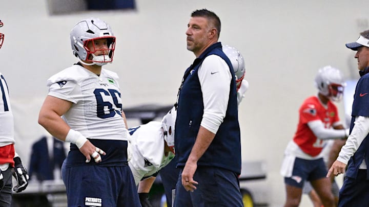 New England Patriots head coach Mike Vrabel
