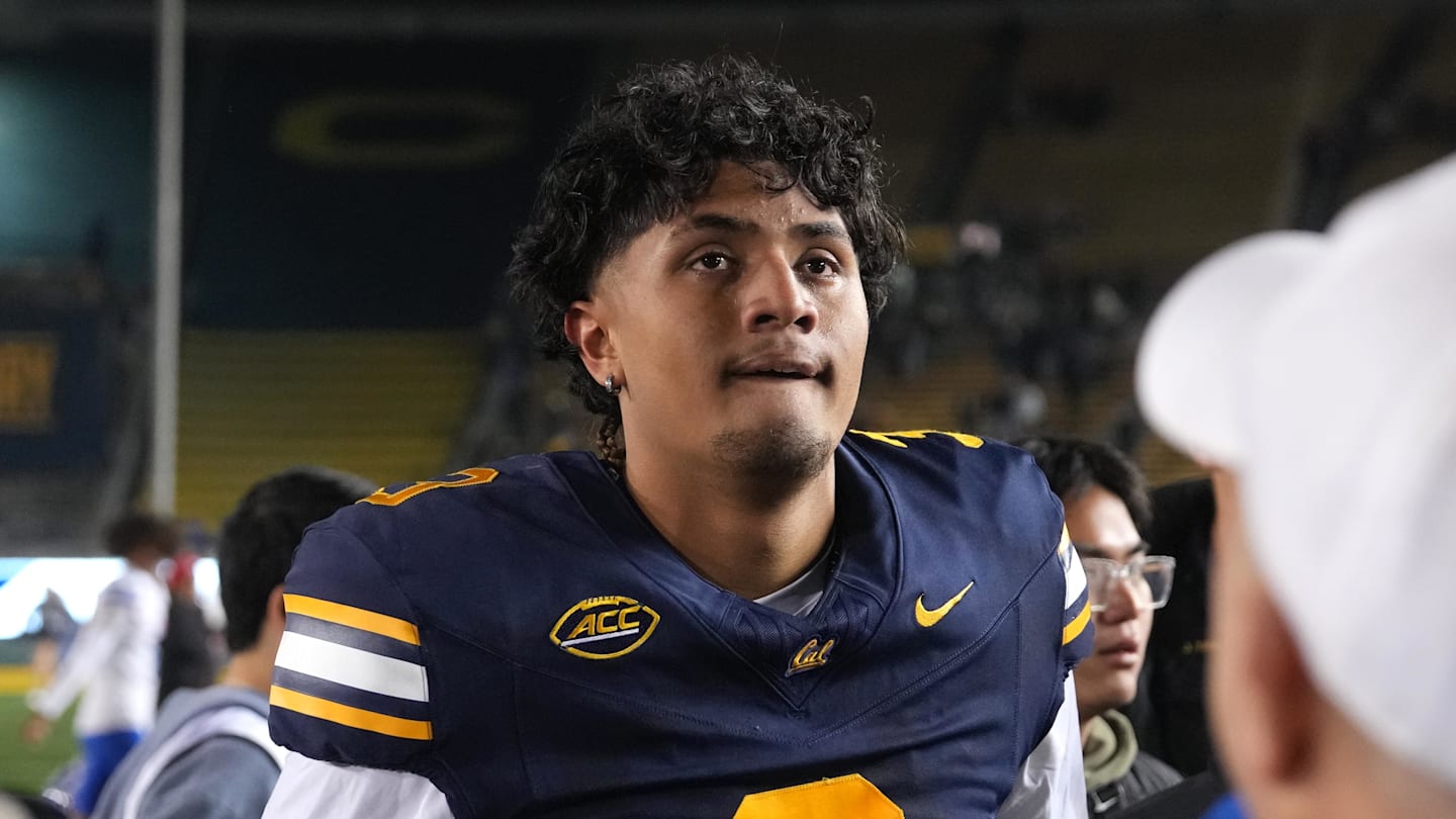 Cal's Jaron-Keawe Sagapolutele Named ACC Quarterback of the Week