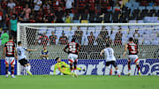 Gols argentinos saíram no primeiro tempo
