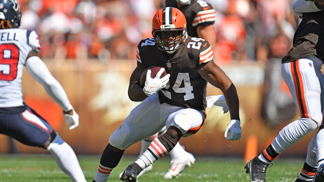 Former Cleveland Brown Nick Chubb during the injury-ending 2023 season versus the Houston Texans.