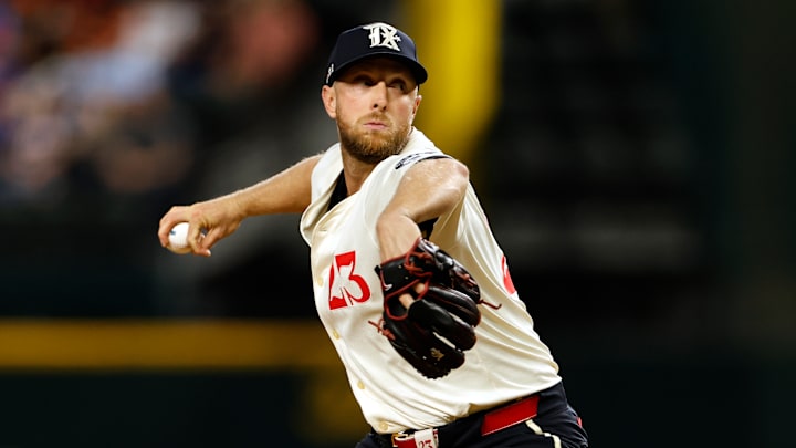 Houston Astros v Texas Rangers