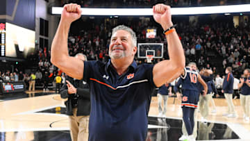 Auburn Tigers head coach Bruce Pearl