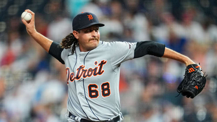 Detroit Tigers relief pitcher Jason Foley (68) pitches against the Royals.