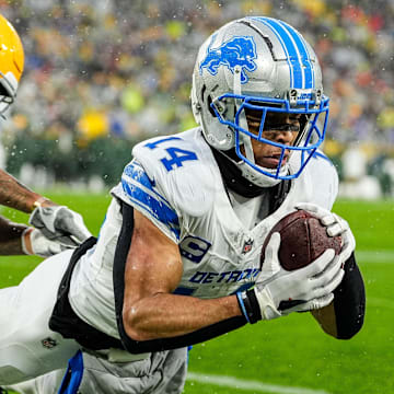 Detroit Lions wide receiver Amon-Ra St. Brown (14).