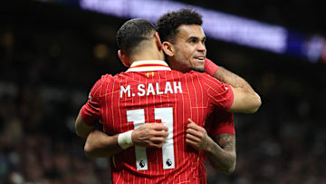 Liverpool est leader de Premier League.