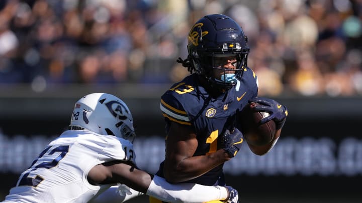 Cal wide receiver Nyziah Hunter