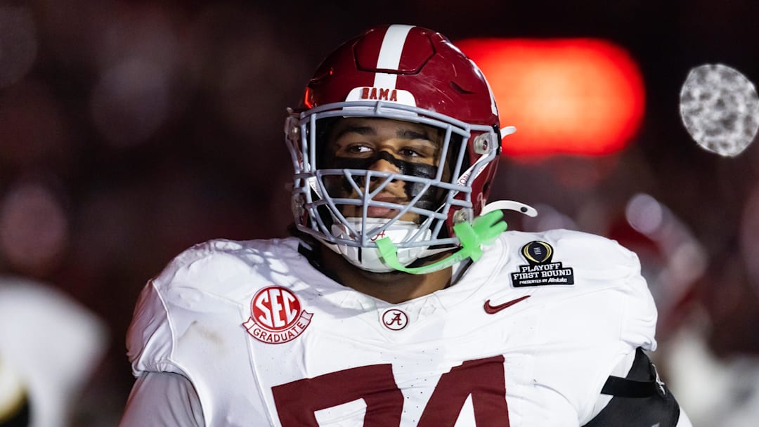 Alabama Crimson Tide offensive lineman Kadyn Proctor Alabama Crimson Tide offensive lineman Kadyn Proctor