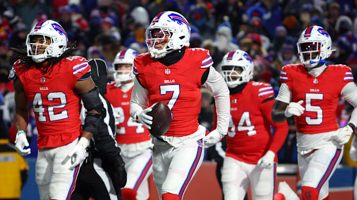 New England Patriots v Buffalo Bills