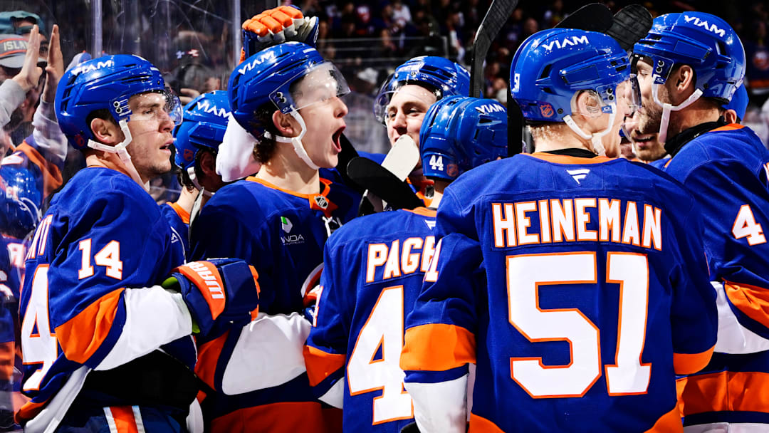 Pittsburgh Penguins v New York Islanders