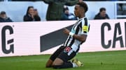 O Newcastle dominou e venceu o Manchester United neste domingo. 