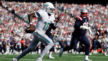 Miami Dolphins v New England Patriots