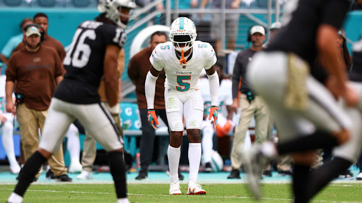 Las Vegas Raiders v Miami Dolphins