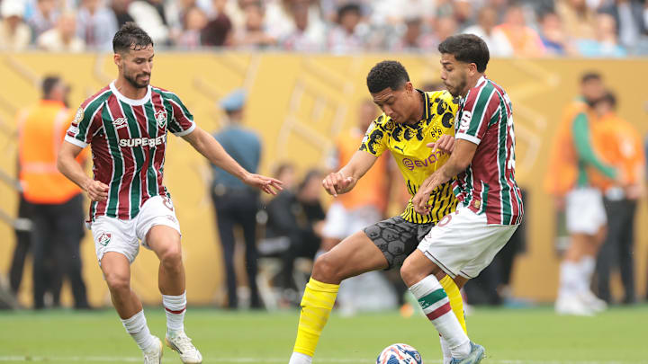 Fluminense dominou o Borussia Dortmund em duelo pelo Grupo F Fluminense dominou o Borussia Dortmund em duelo pelo Grupo F