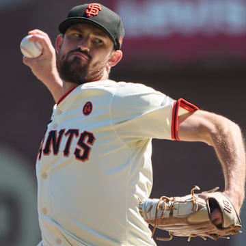 Sep 28, 2024; San Francisco, California, USA; San Francisco Giants starting pitcher Tristan Beck (43) throws against the St. Louis Cardinals during the first inning at Oracle Park