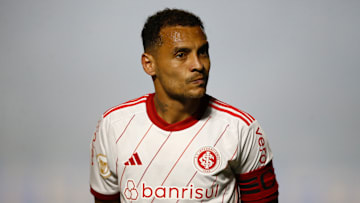 Alan Patrick pode ser preservado contra o Juventude