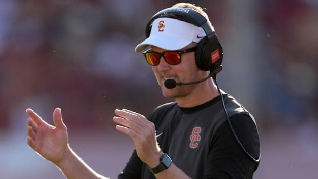 USC trojans lincoln riley college football playoff big ten Recruiting Transfer NIL Khalil Terry Duvay Williams UCLA Bruins 