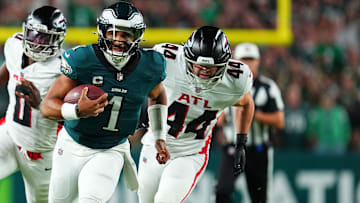 Atlanta Falcons v Philadelphia Eagles