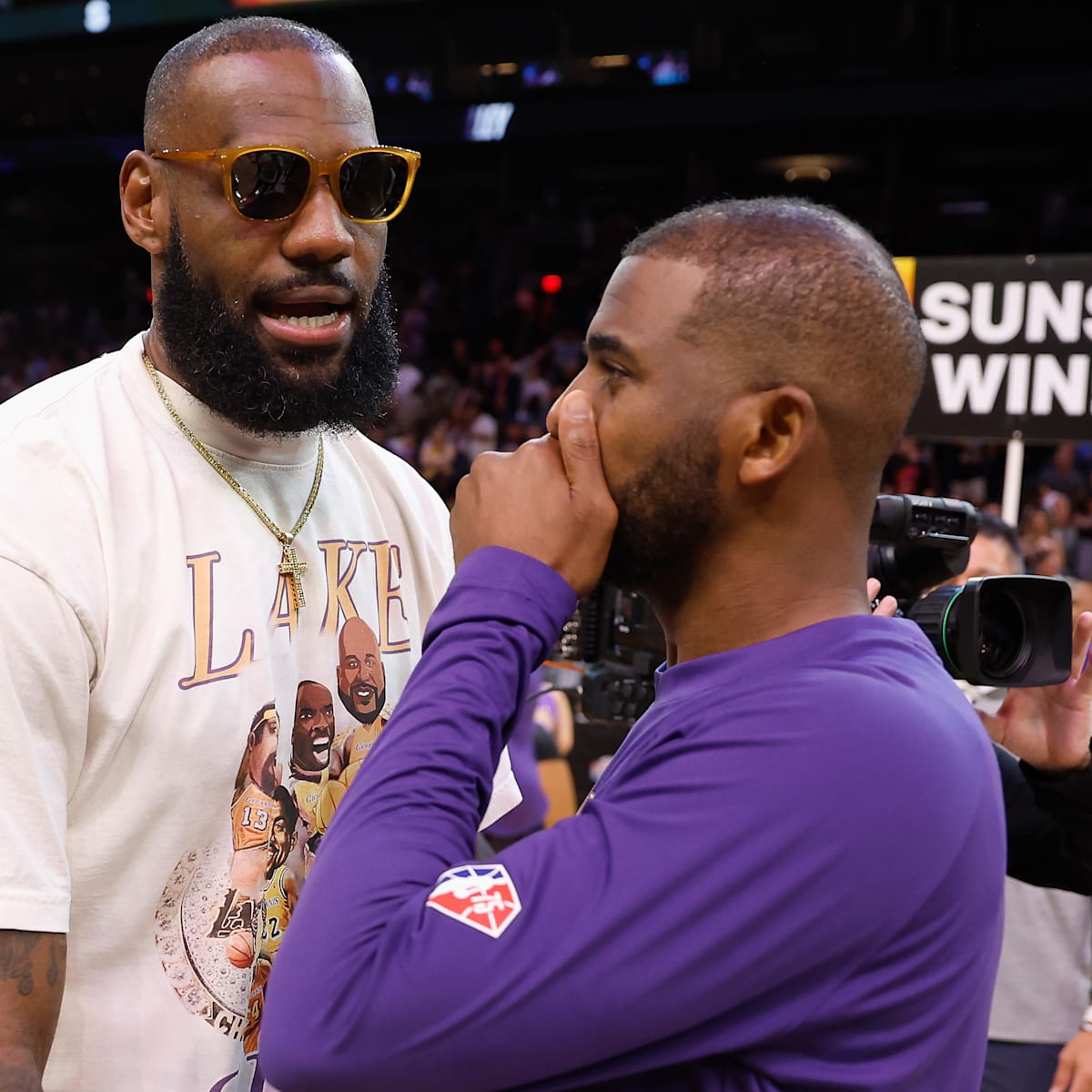 Can LeBron James and Chris Paul reunite the Banana Boat crew on the Mavericks