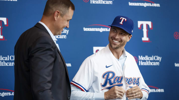 Texas Rangers Introduce Jacob deGrom