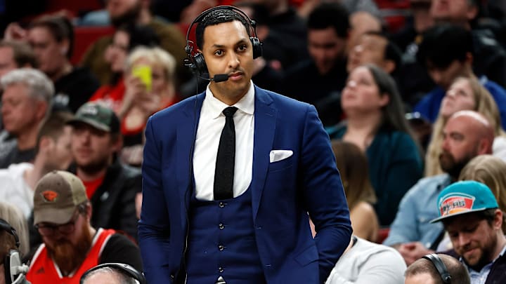 Houston Rockets broadcaster Ryan Hollins is intrigued by a star player