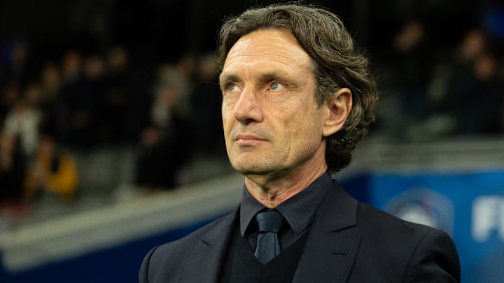 Laurent Bonadei va bientôt dévoiler sa liste pour le prochain rassemblement des Bleues. Laurent Bonadei va bientôt dévoiler sa liste pour le prochain rassemblement des Bleues.