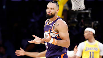 Phoenix Suns v Los Angeles Lakers