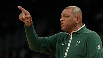 New York Knicks v Milwaukee Bucks