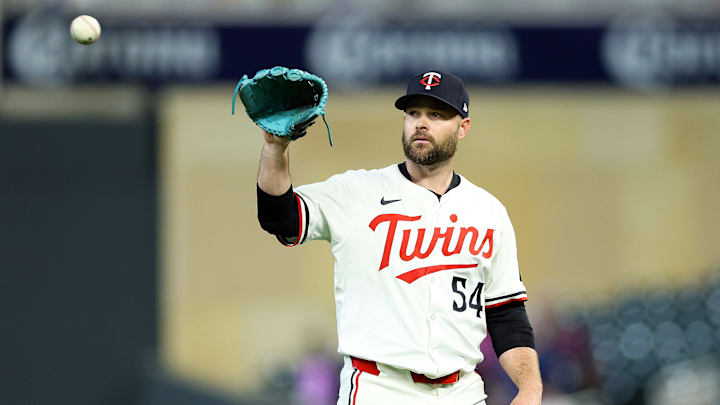 Chicago White Sox v Minnesota Twins