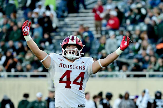 Indiana tight end Zach Horton celebrates.