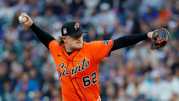 Jul 25, 2025; San Francisco, California, USA; San Francisco Giants pitcher Logan Webb (62) throws a pitch during the first inning against the New York Mets at Oracle Park. Mandatory Credit: Sergio Estrada-Imagn Images