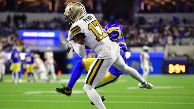 New Orleans Saints wide receiver A.T. Perry (17) catches a pass for a touchdown against the Los Angeles Rams 