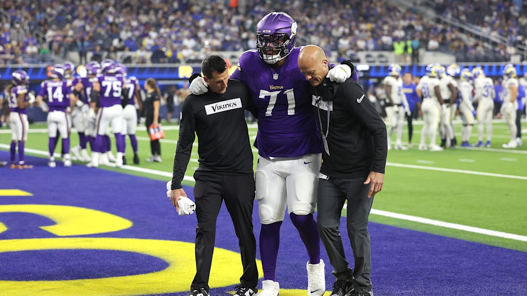 Minnesota Vikings v Los Angeles Rams