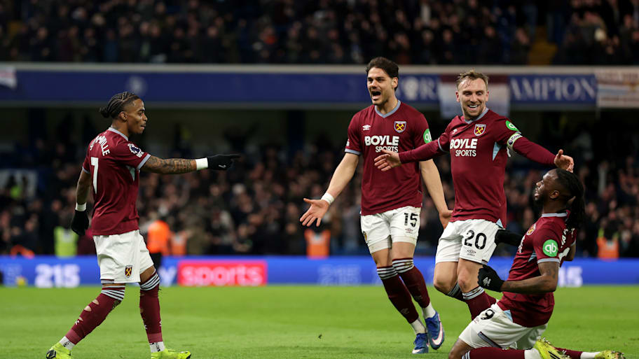 West Ham players celebrating.