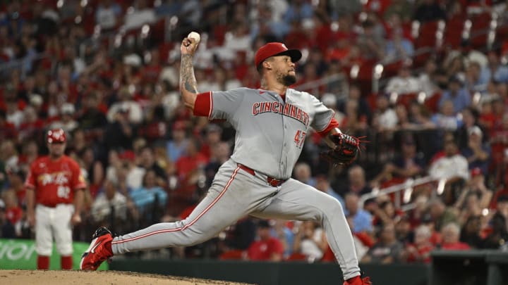 Jun 28, 2024; St. Louis, Missouri, USA; Cincinnati Reds pitcher Frankie Montas (47) throws against the St. Louis Cardinals during the fifth inning at Busch Stadium. Mandatory Credit: Jeff Le-USA TODAY Sports