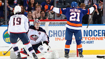 Columbus Blue Jackets v New York Islanders