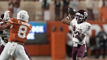 Texas A&M Aggies quarterback Marcel Reed (10) throws a pass during the first half against the Texas Longhorns at Darrell K Royal-Texas Memorial Stadium.