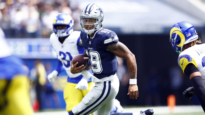 Dallas Cowboys v Los Angeles Rams