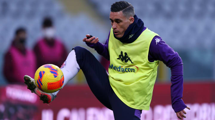 Jose Maria Callejon ısınıyor. Jose Maria Callejon ısınıyor.